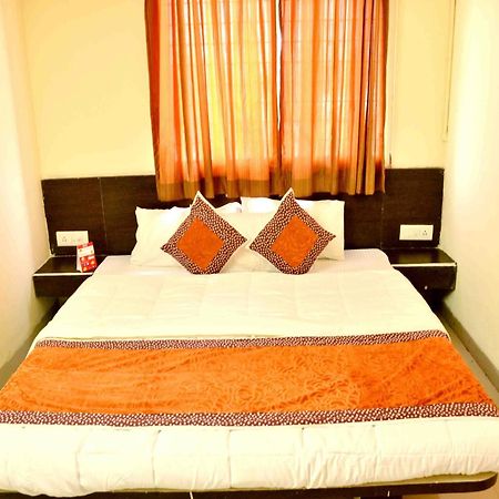 Hotel Vijay Nagar Indore Zewnętrze zdjęcie