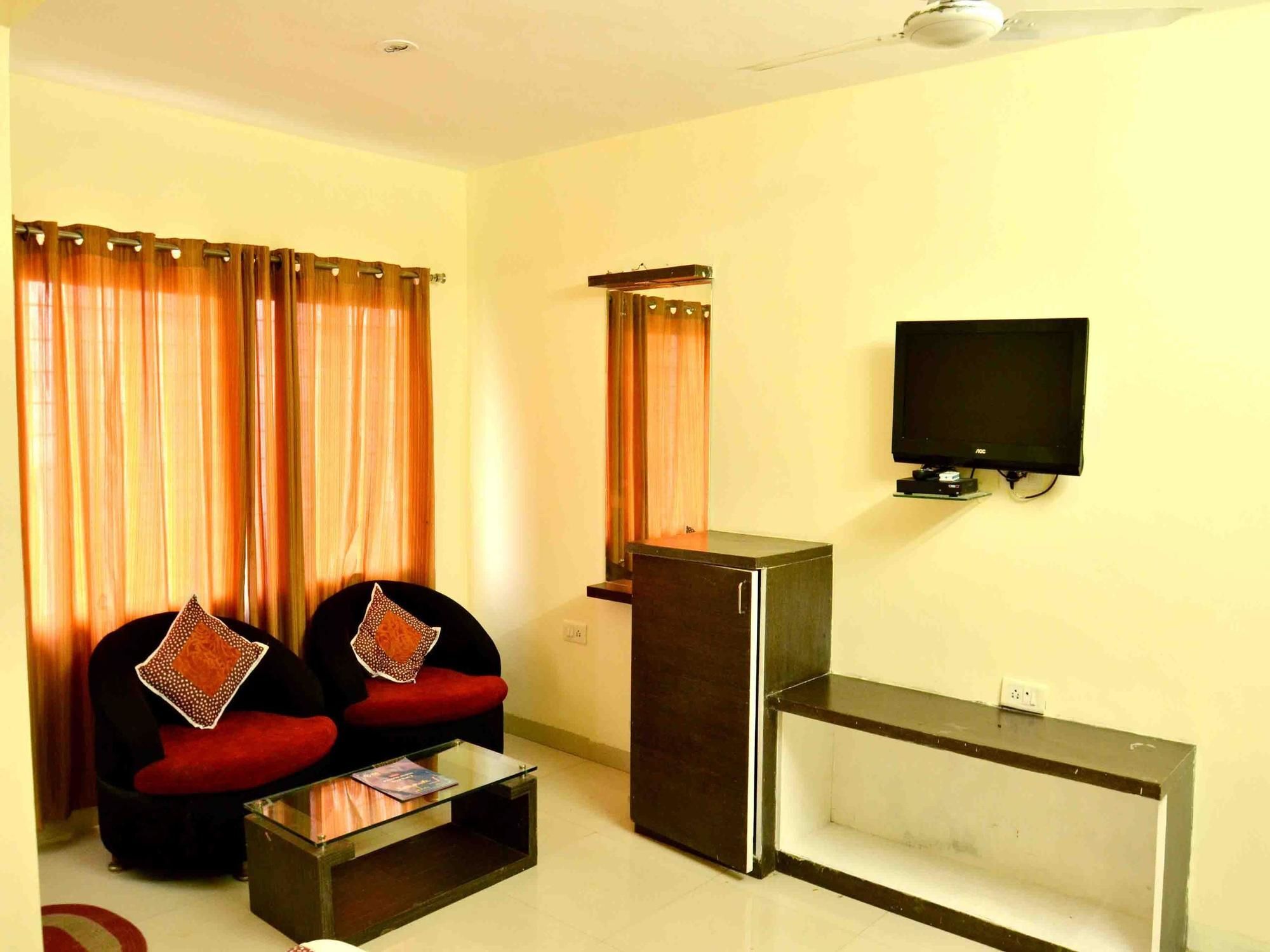 Hotel Vijay Nagar Indore Zewnętrze zdjęcie