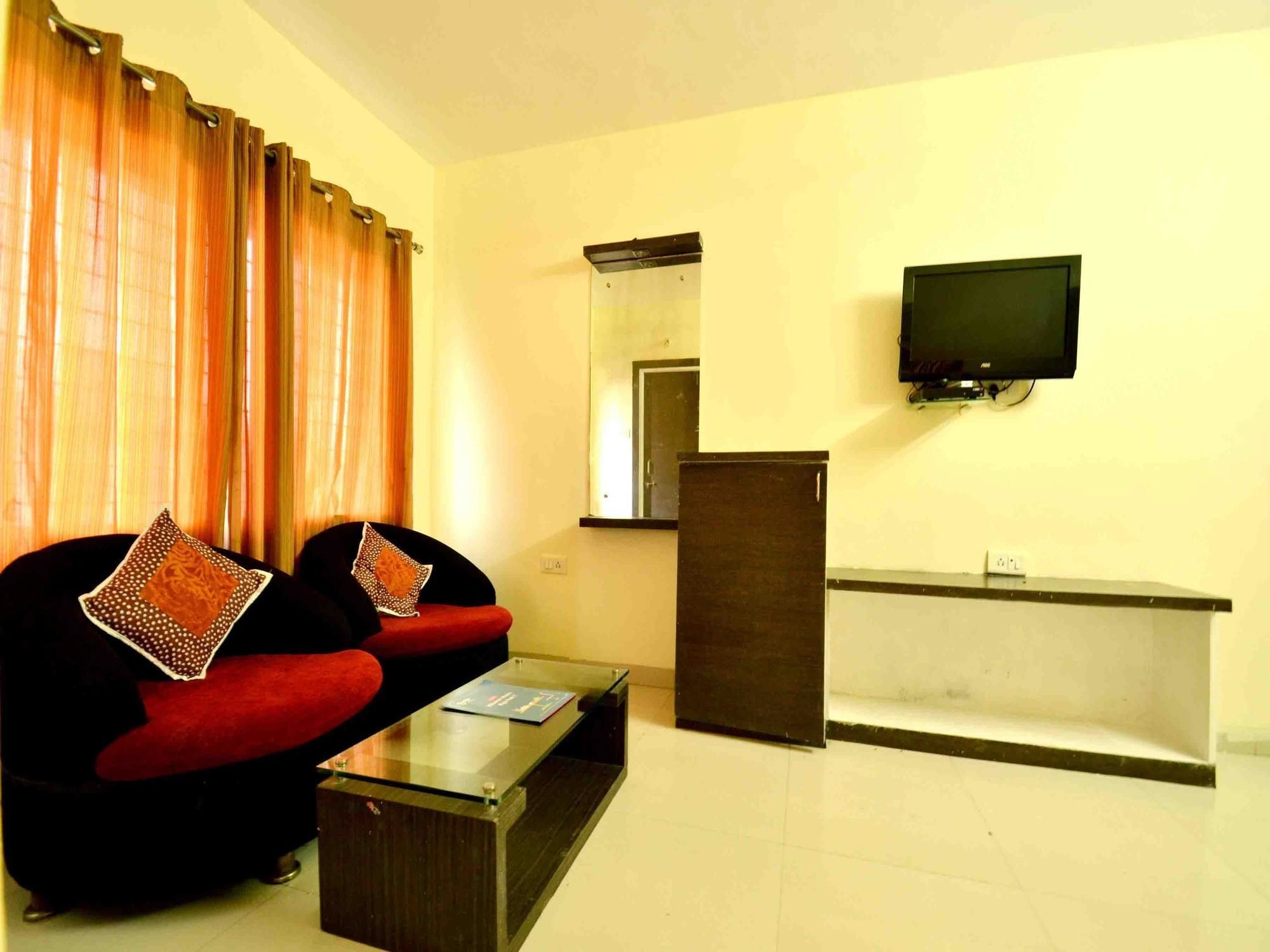 Hotel Vijay Nagar Indore Zewnętrze zdjęcie